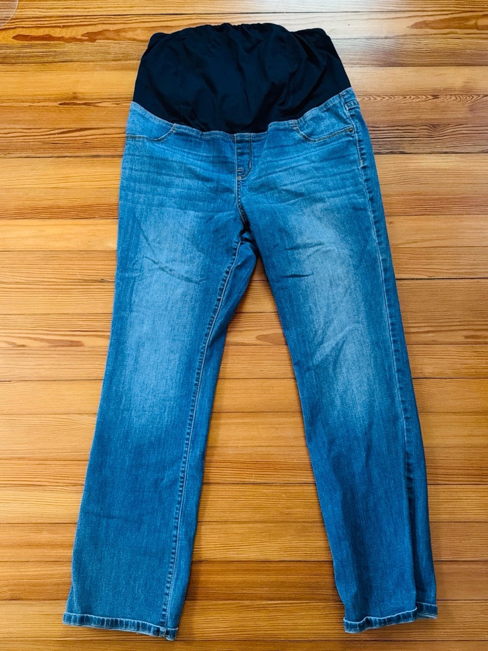 Isabel Maternity Boot Cut Jeans
Size 14
